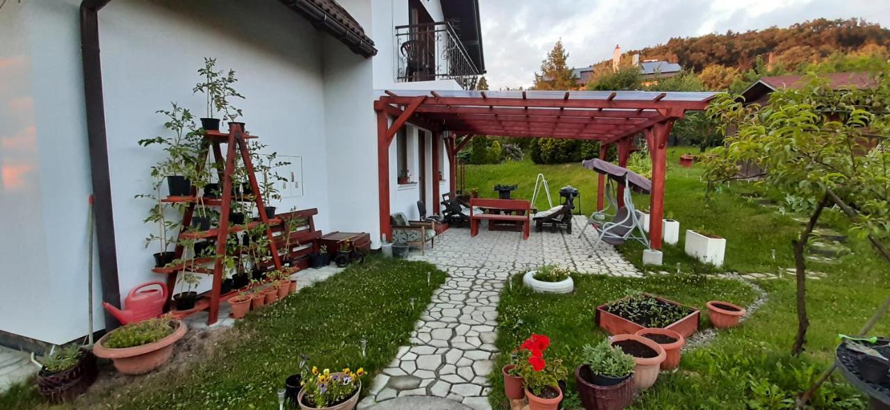Noclegi W Ksiegarni Apartment *