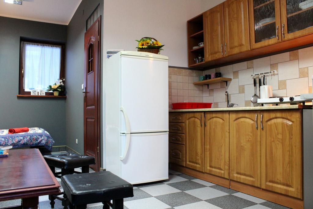 Noclegi W Ksiegarni Apartment